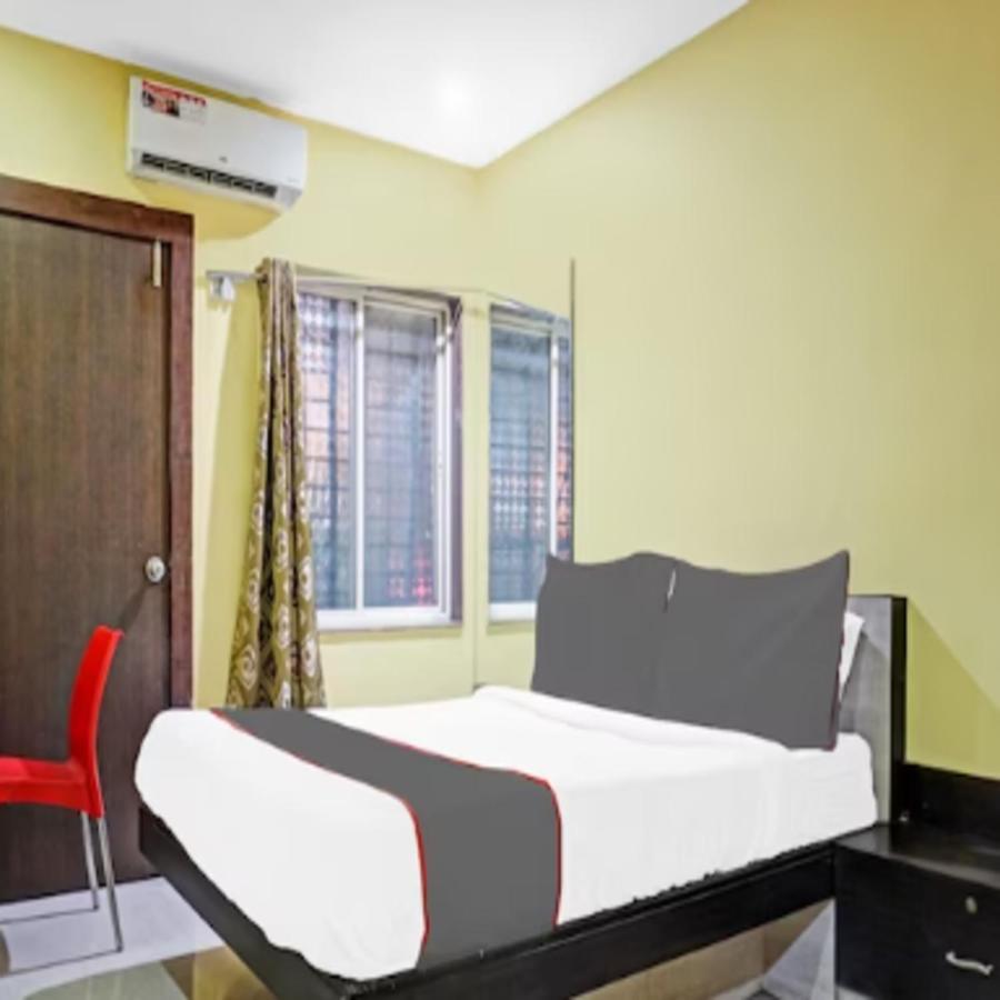 Carnival Hotel 浦那 外观 照片