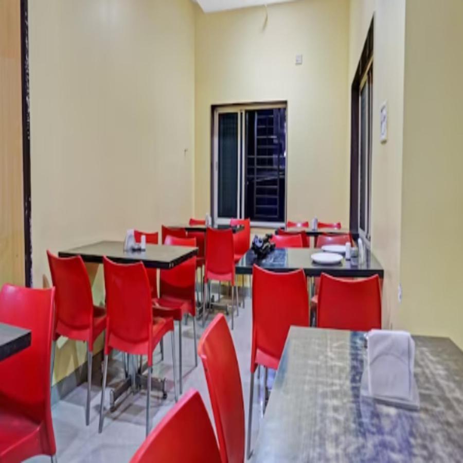 Carnival Hotel 浦那 外观 照片